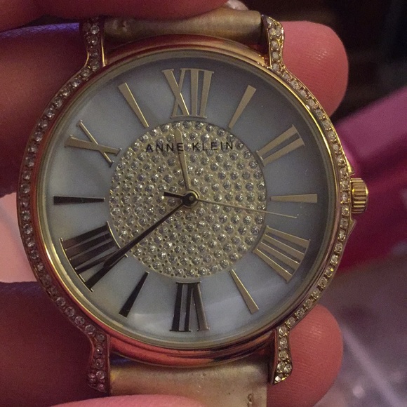 Anne Klein Watch - Picture 2 of 2